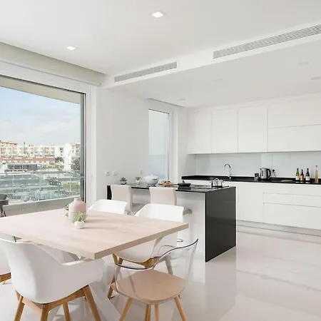 Floor Luxury * Lagos