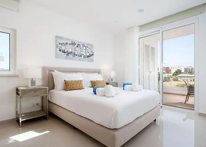 Floor Luxury * Lagos